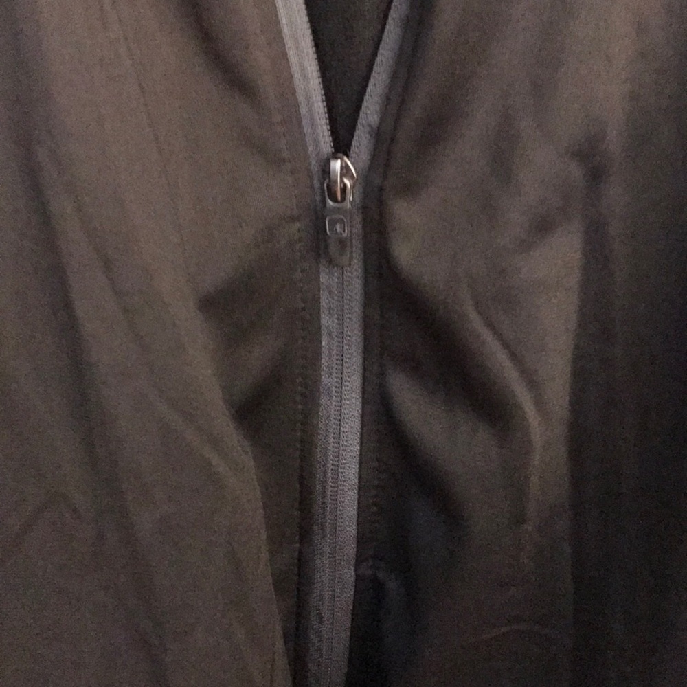 AND1 - Picture 6 of 6